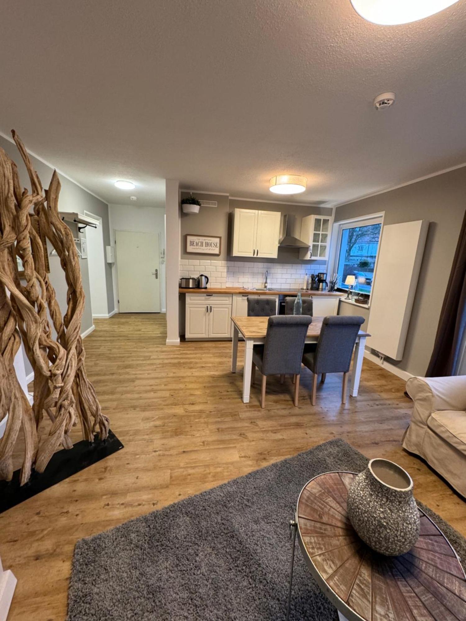 Goethestrasse Appartements ฮาเมลน์ ภายนอก รูปภาพ